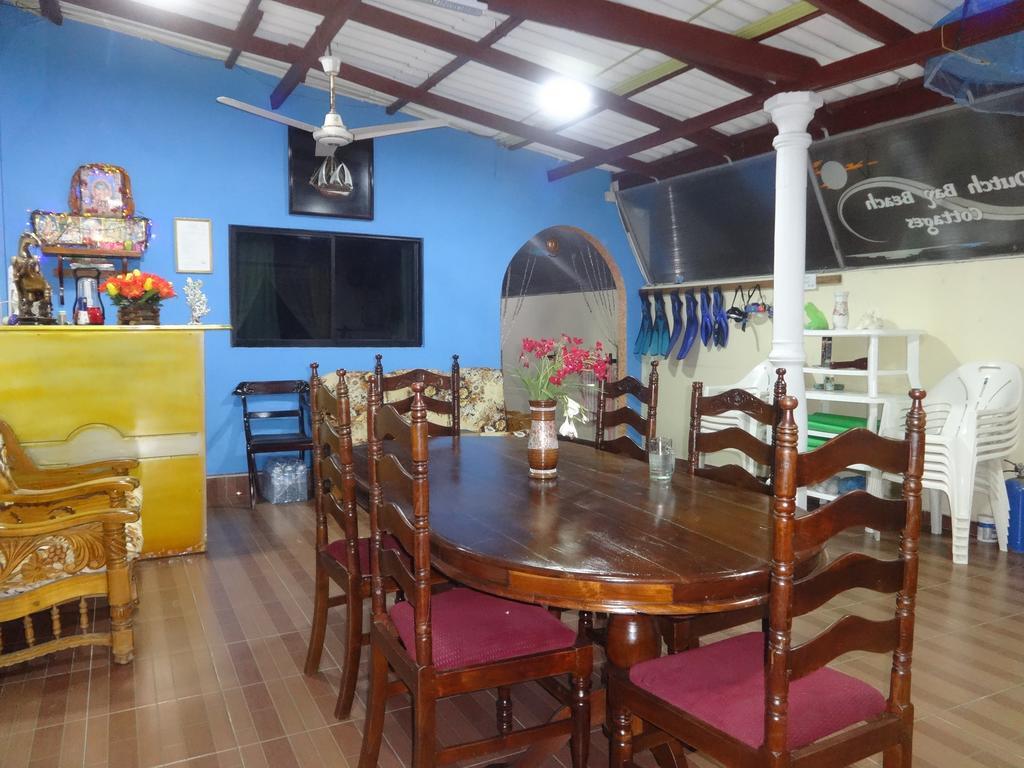 טרינקומאלה Dutch Bay Beach Cottages מראה חיצוני תמונה