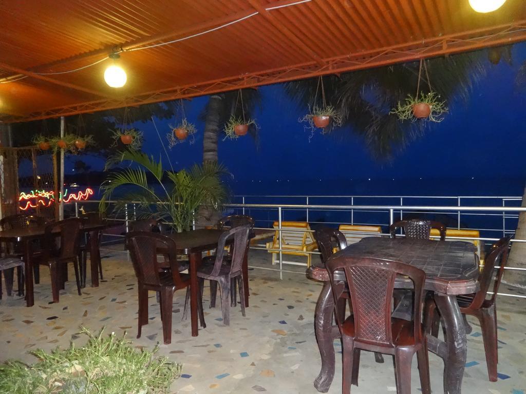 טרינקומאלה Dutch Bay Beach Cottages מראה חיצוני תמונה
